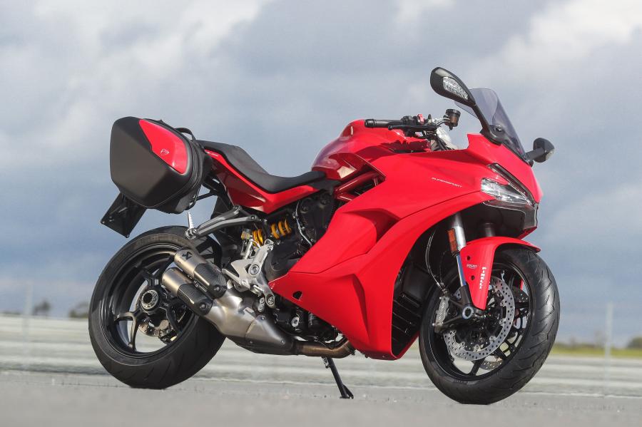 Ducati SuperSport Touring Pack